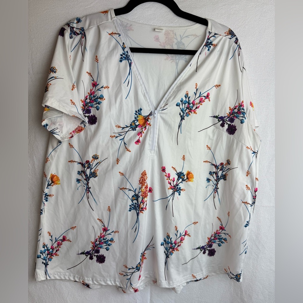 Pixie Lady | Floral White Top | XL | Used